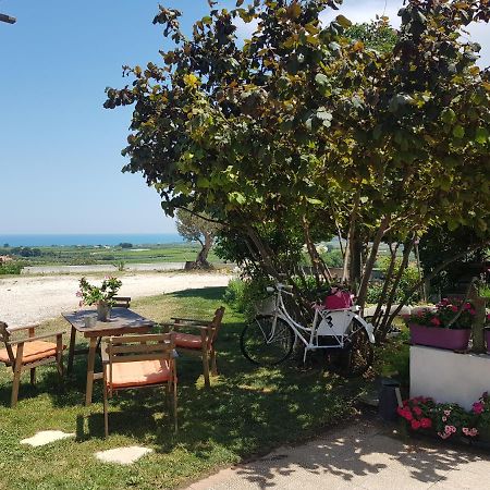 B&B La Casa Bianca Фоссачезія Екстер'єр фото